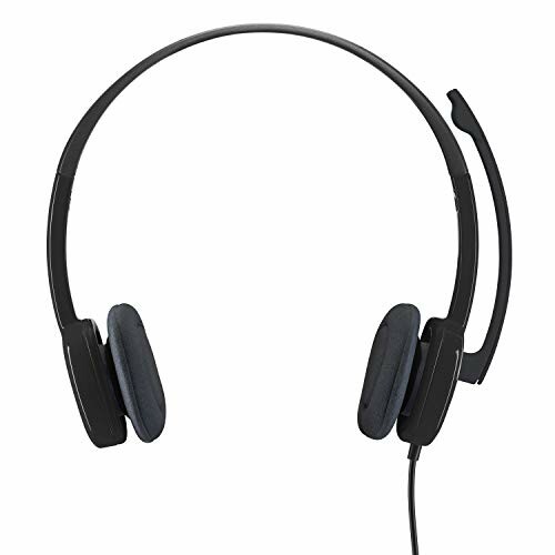 Black wired headset with microphone